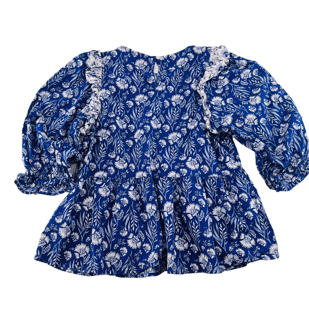 Universal Threads Women's Blouse‎ size Large Blue White Floral Pullover ruffled - Picture 3 of 6